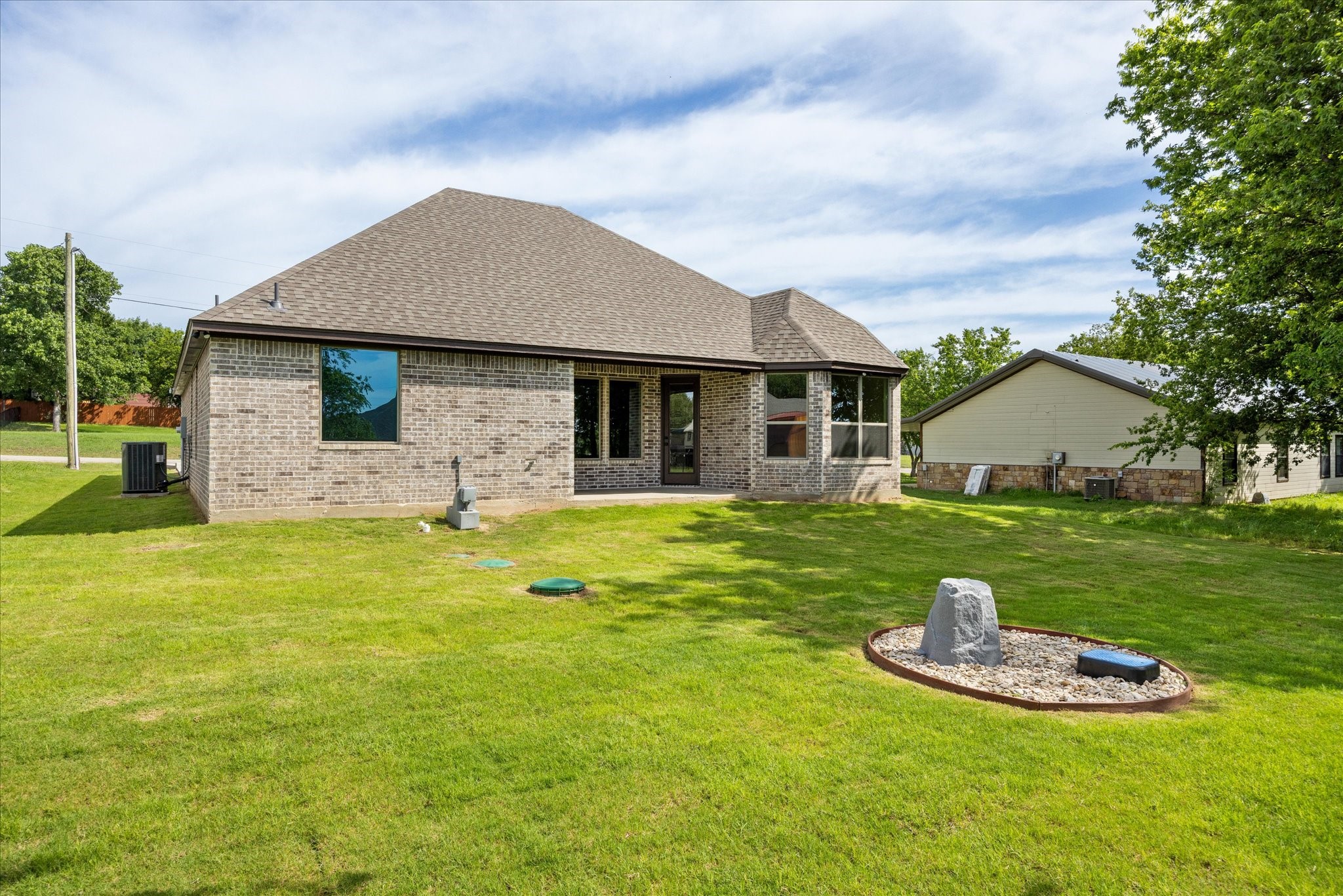 2209 Snake River Drive Granbury TX 76048