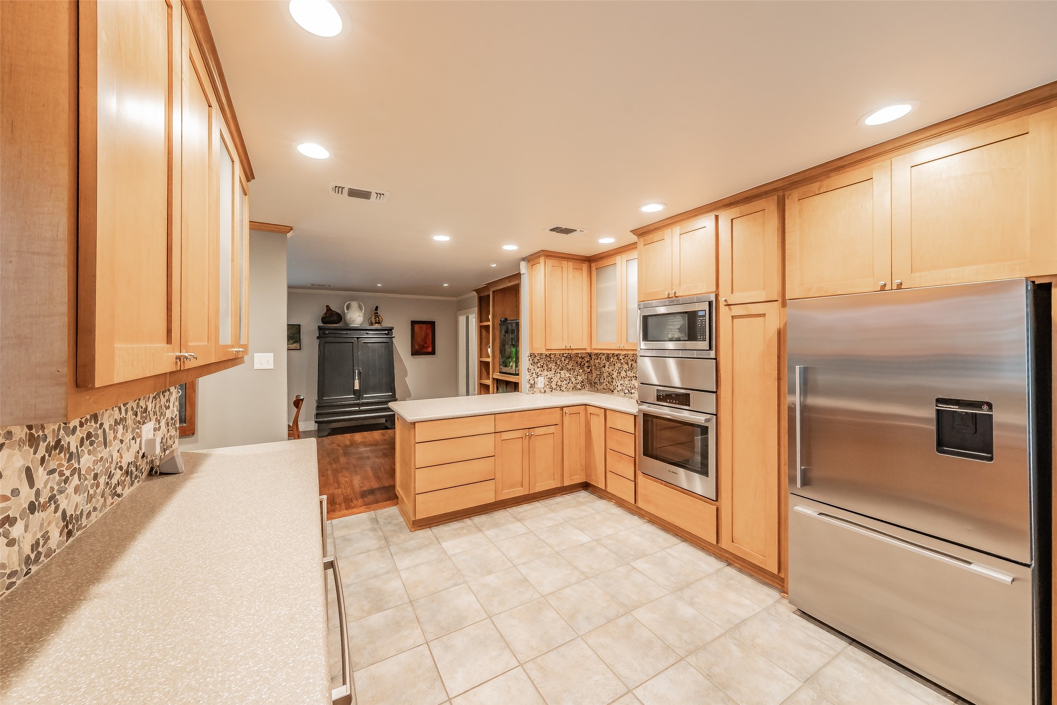 3249 Regent Drive Dallas TX 75229