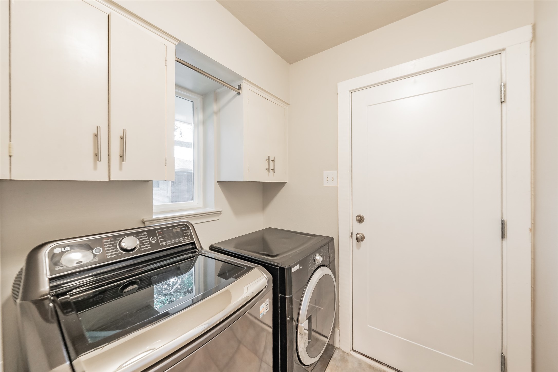 3249 Regent Drive Dallas TX 75229