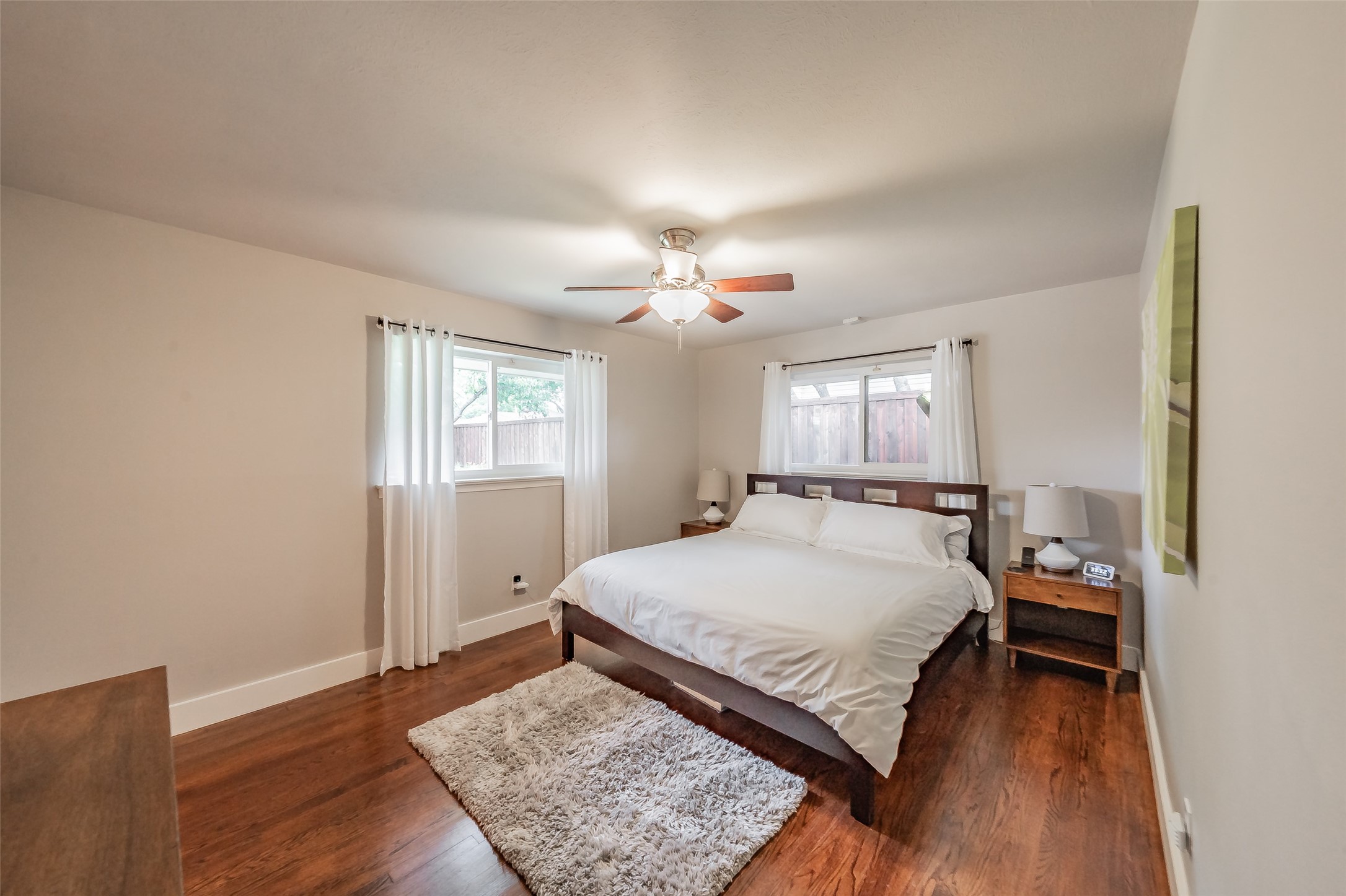 3249 Regent Drive Dallas TX 75229