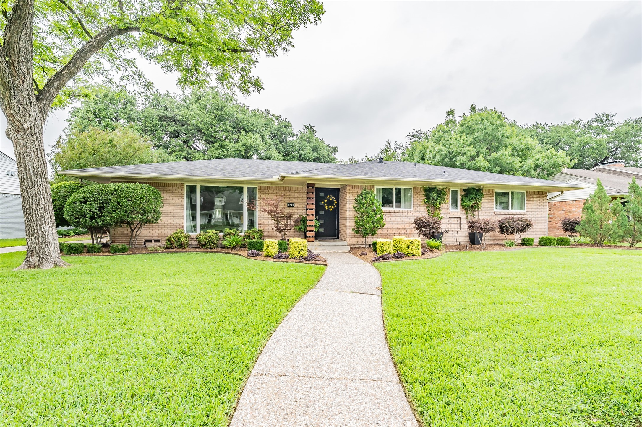 3249 Regent Drive Dallas TX 75229