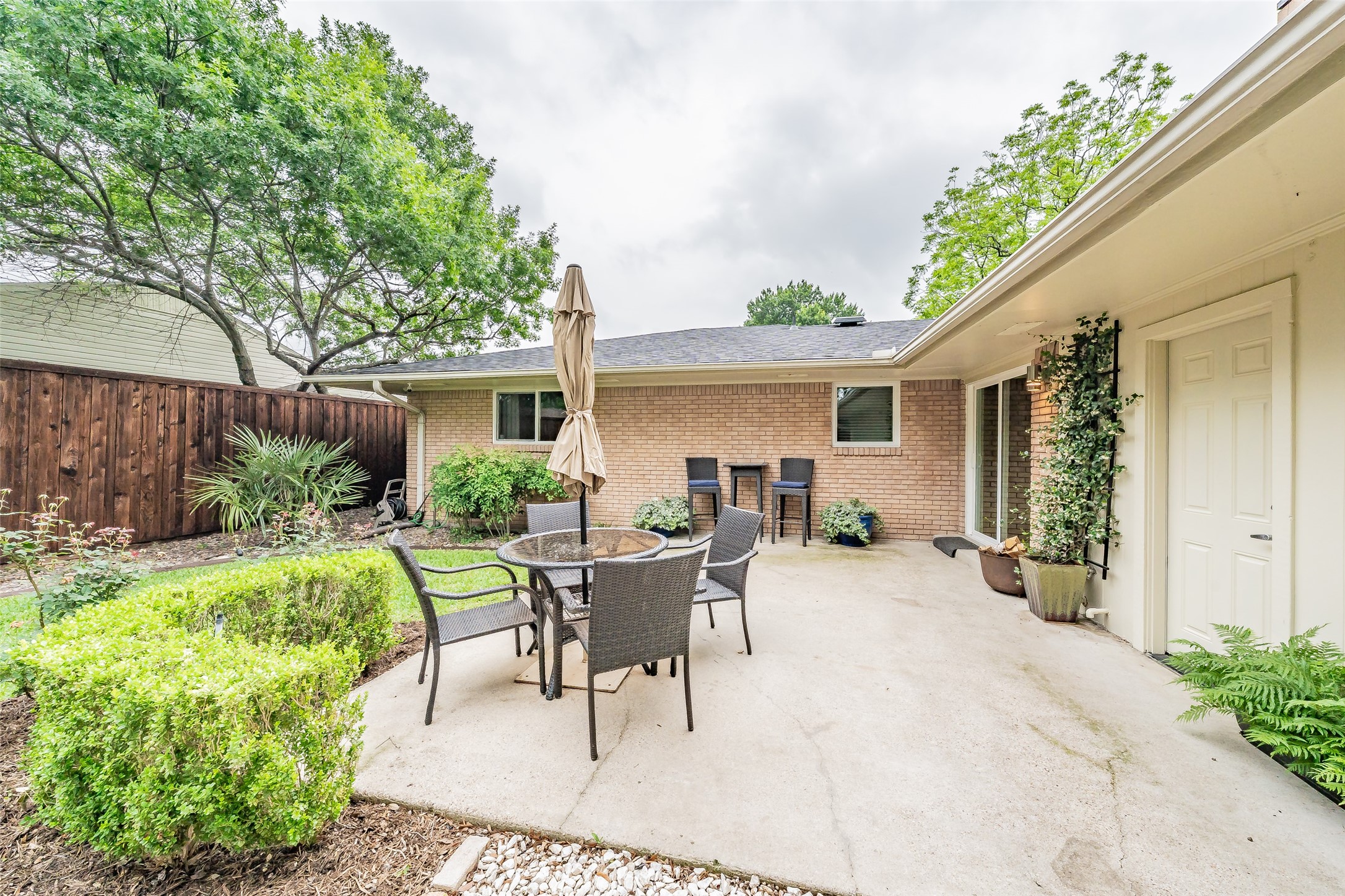 3249 Regent Drive Dallas TX 75229