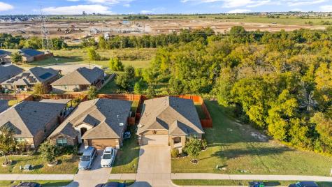 933 Walls Boulevard Crowley TX 76036