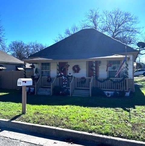 515 W Ball Street Weatherford TX 76086