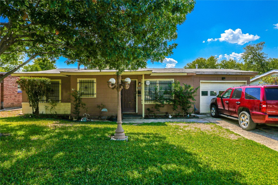 5608 Lester Granger Drive Fort Worth TX 76112
