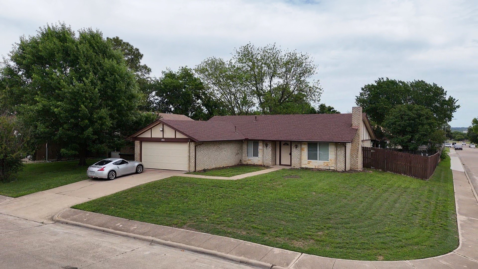 2838 Padre Lane Grand Prairie TX 75052