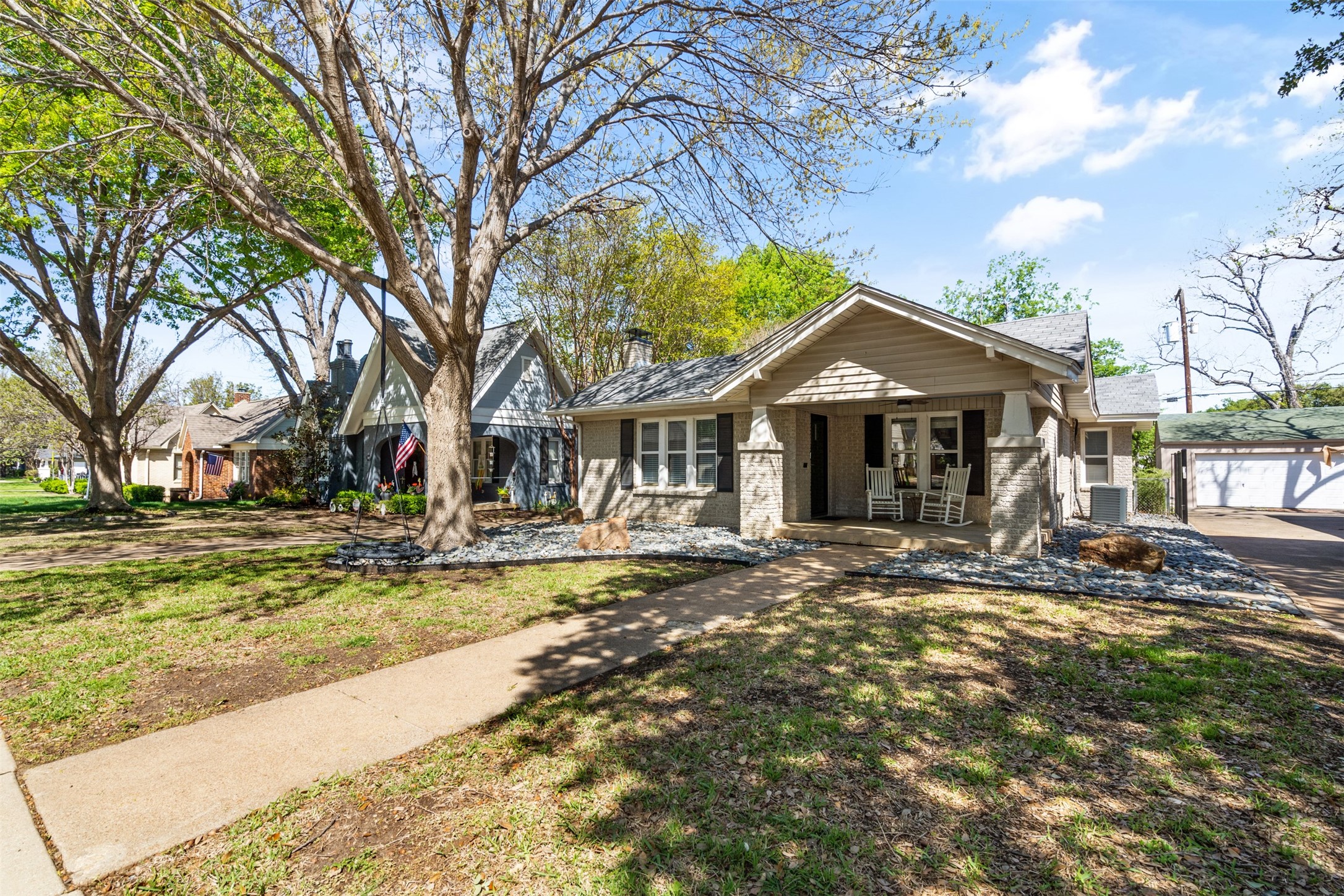 3824 Bunting Avenue Fort Worth TX 76107
