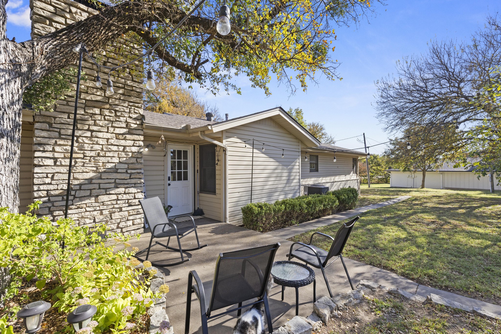 1829 N Main Street Weatherford TX 76085