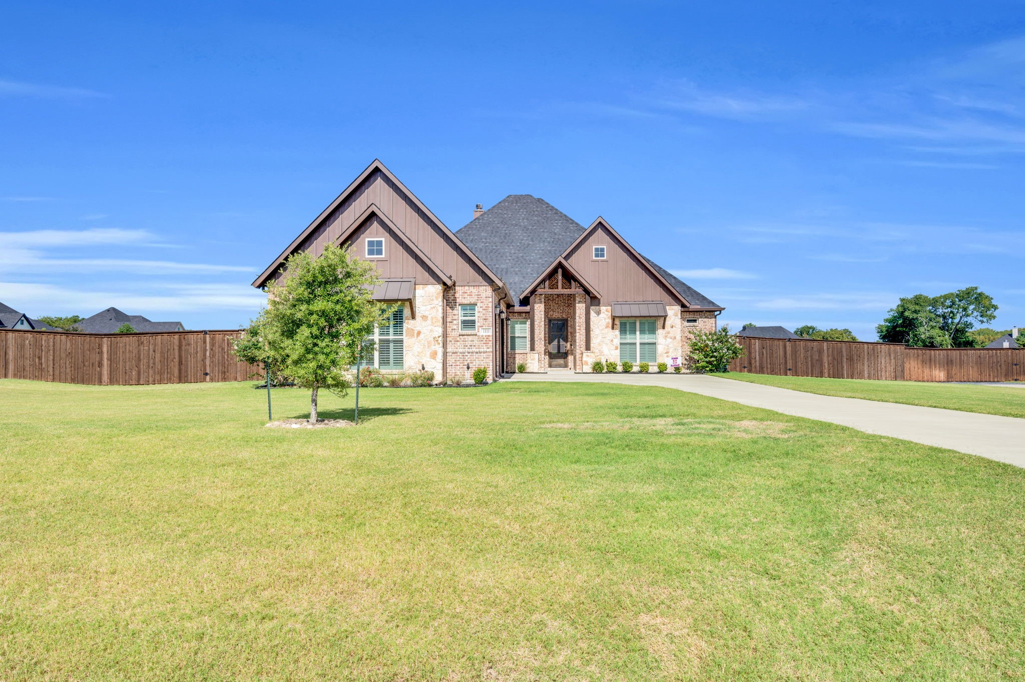 1111 Hayfield Drive Midlothian TX 76065