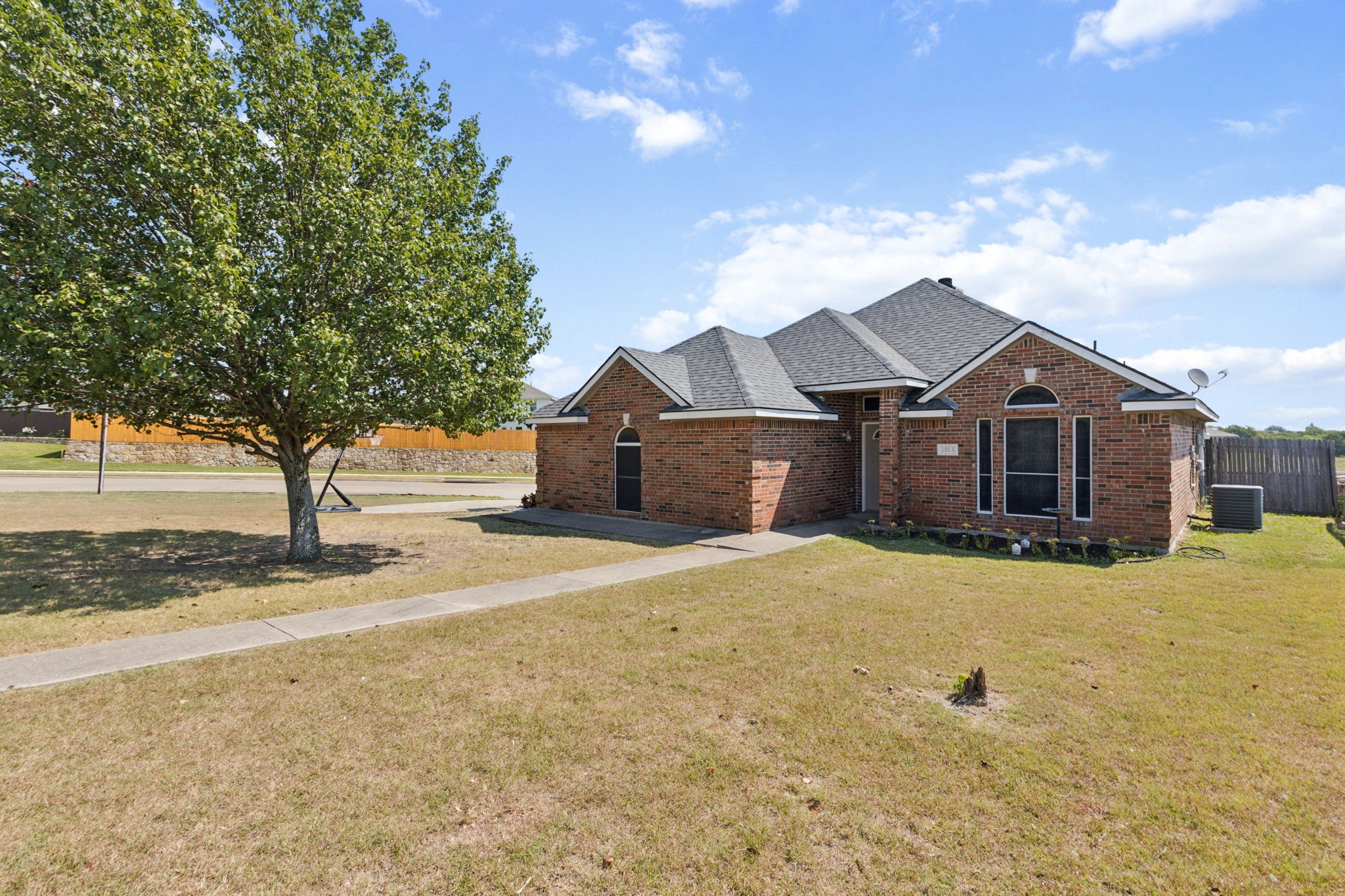 1025 Weiss Avenue Princeton TX 75407
