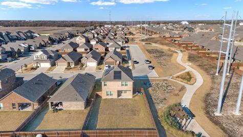 612 Gracious Glen Lavon TX 75166