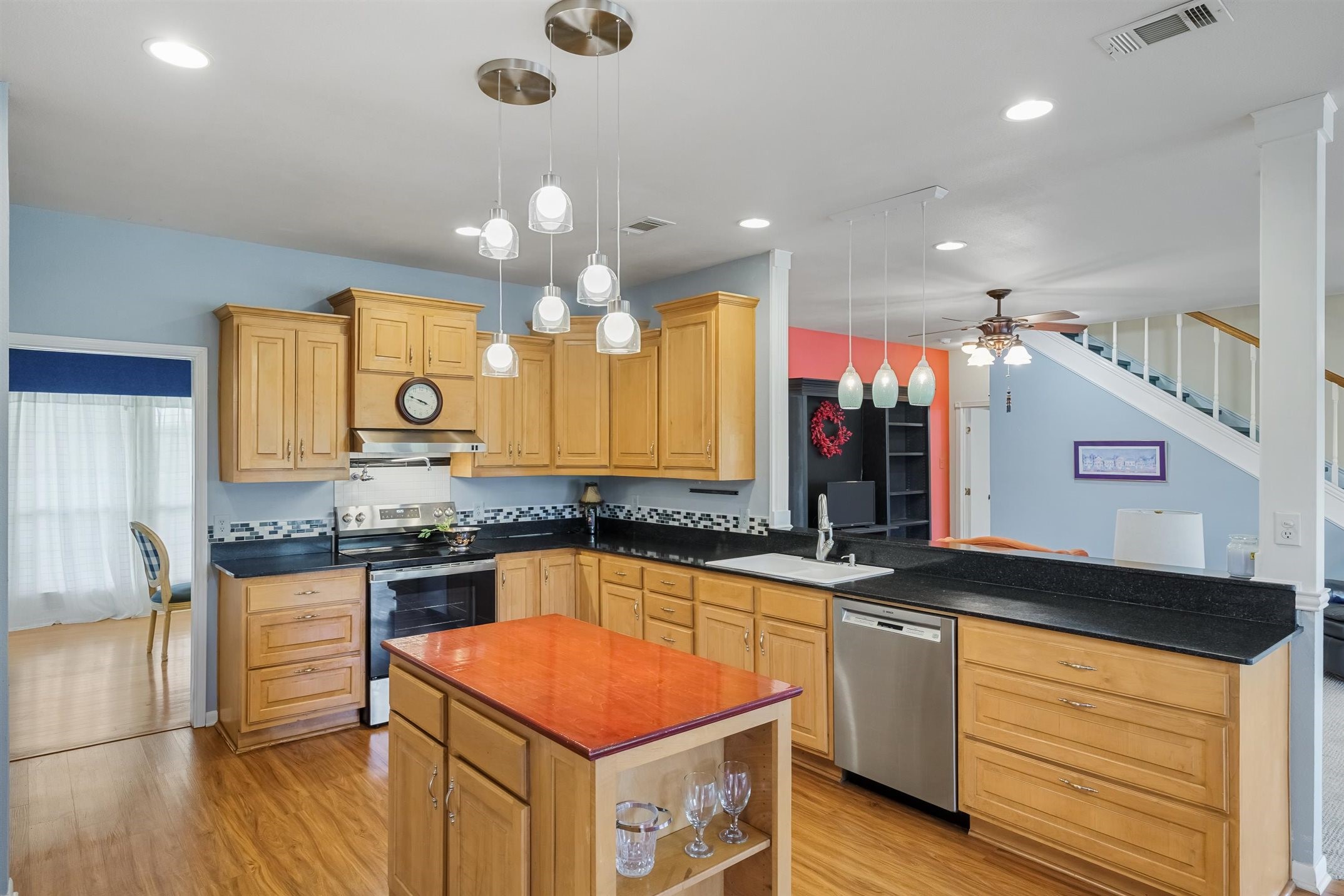 11286 Fm 17 Grand Saline TX 75140