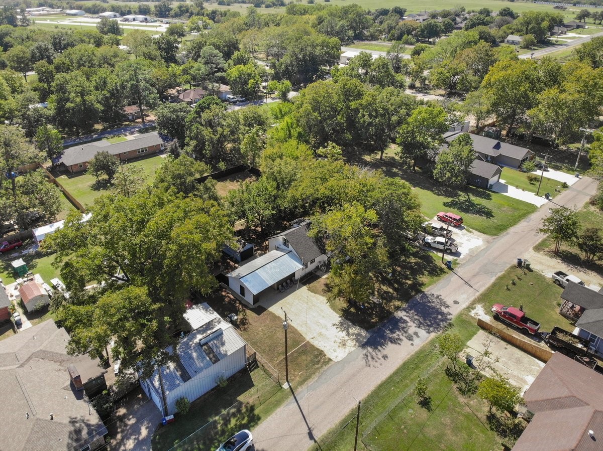 204 Pecan Street Collinsville TX 76233
