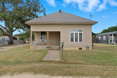 205 Gandy Street Lipan TX 76462