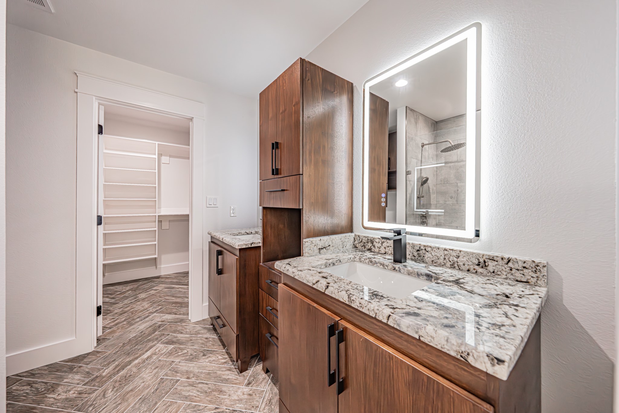3712 Oak Meadow Street Granbury TX 76048