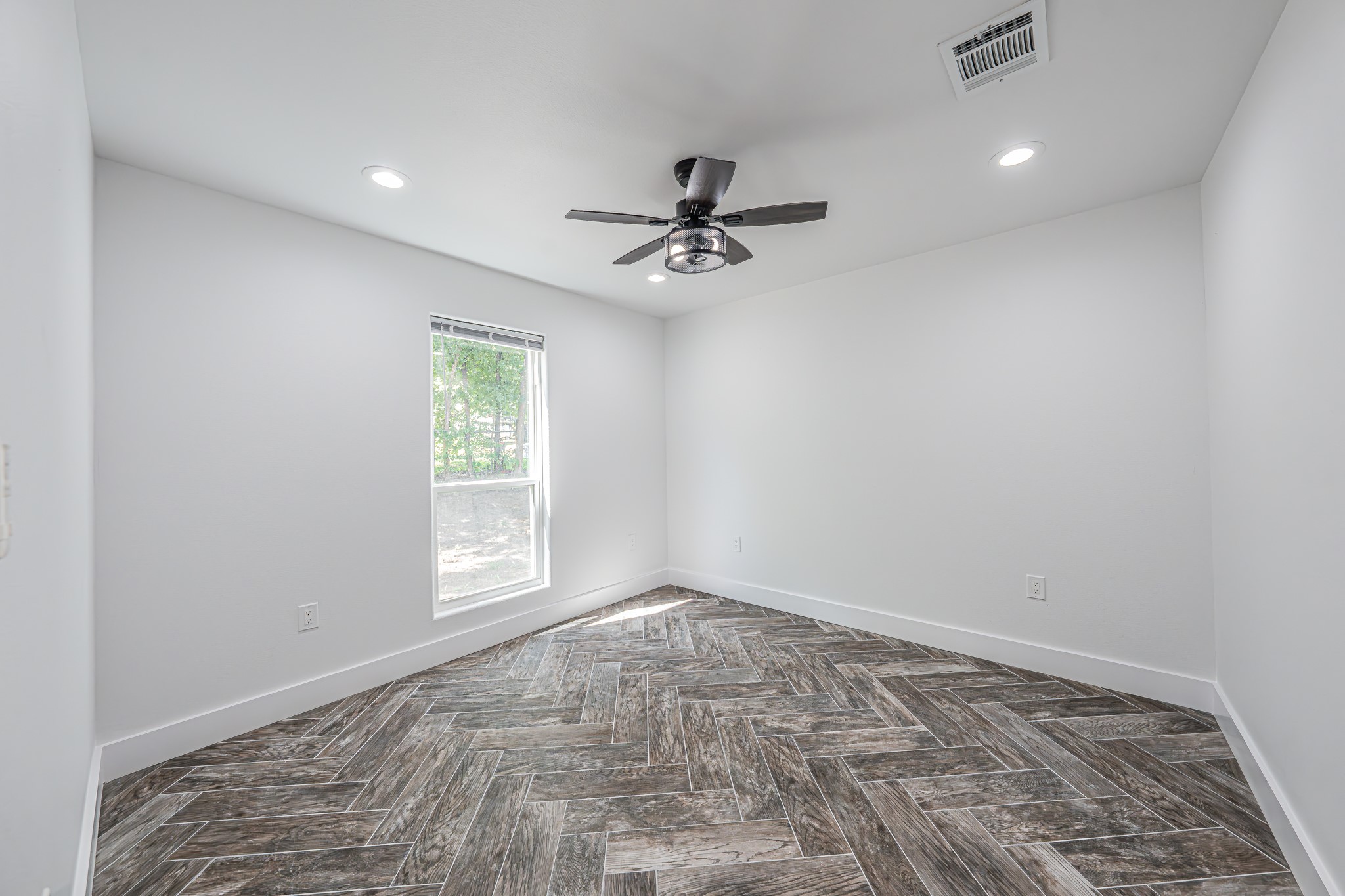 3712 Oak Meadow Street Granbury TX 76048
