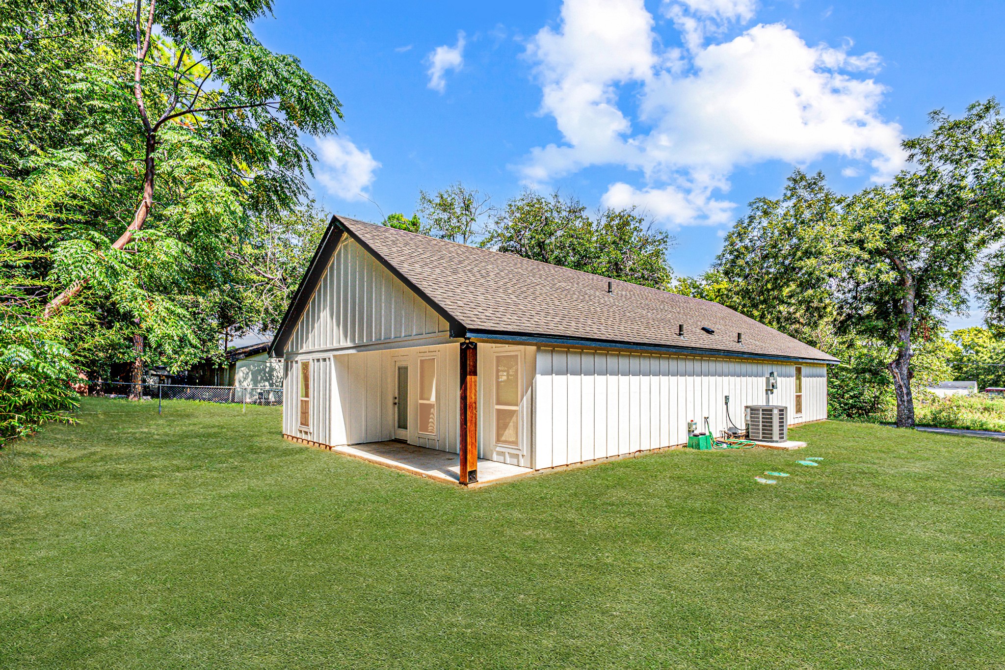 3712 Oak Meadow Street Granbury TX 76048