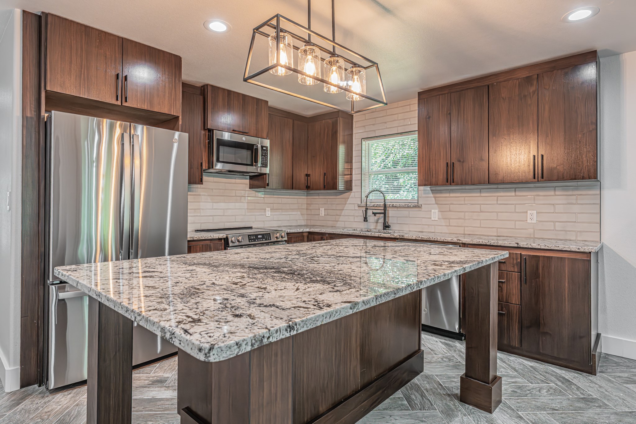 3712 Oak Meadow Street Granbury TX 76048
