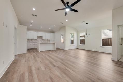 2247 Garden Drive Dallas TX 75215