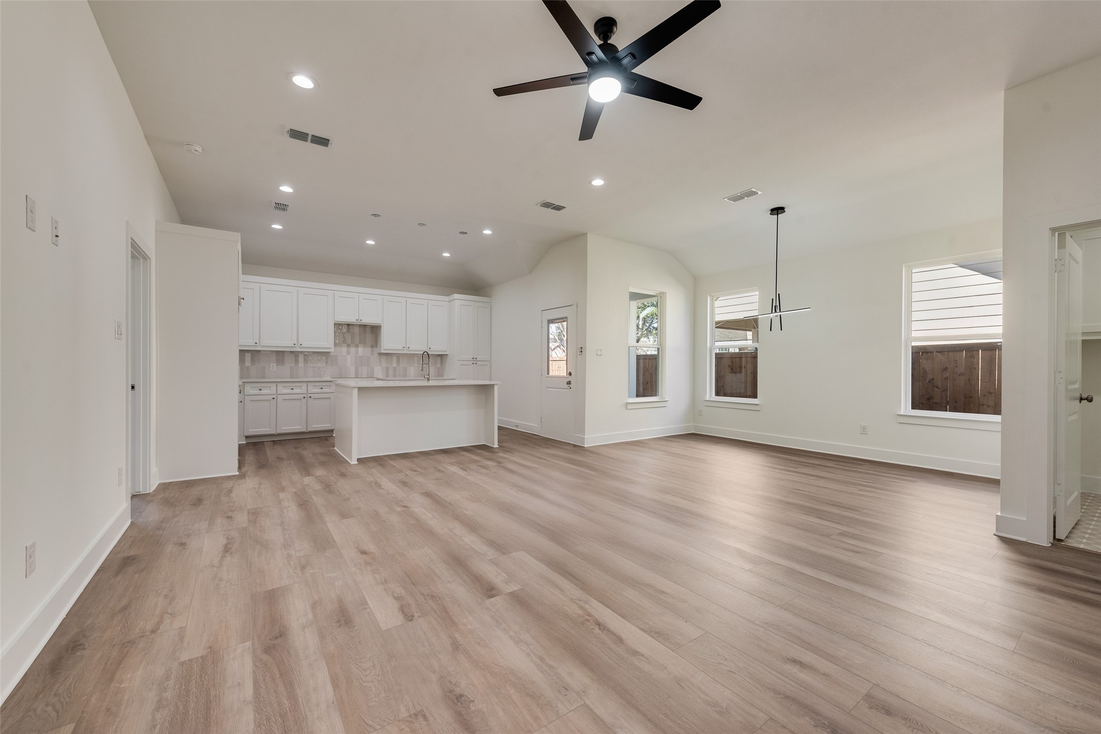 2247 Garden Drive Dallas TX 75215