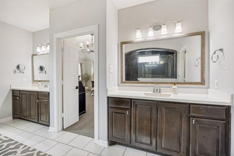 2240 W Dutch Drive Richardson TX 75080
