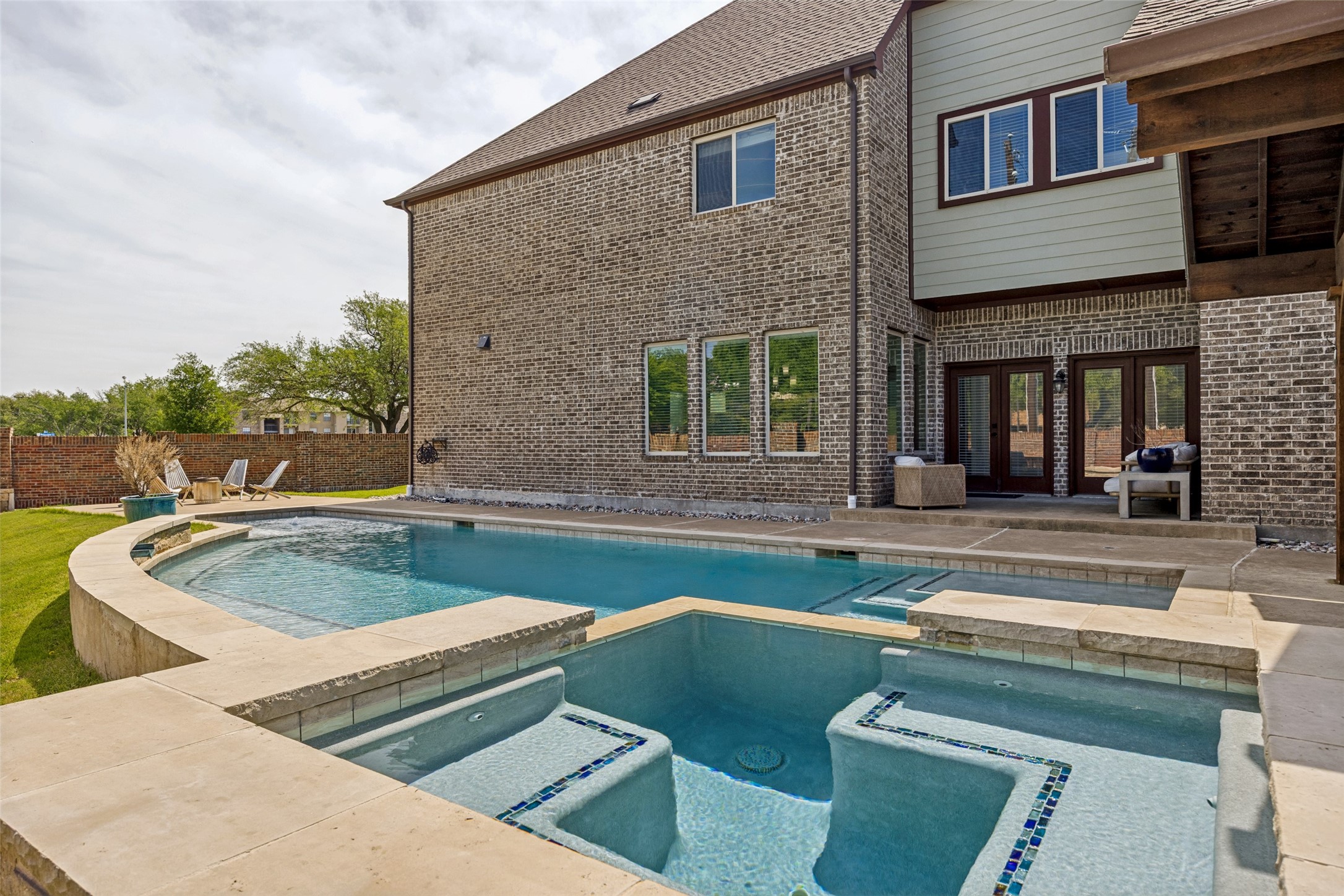 2240 W Dutch Drive Richardson TX 75080
