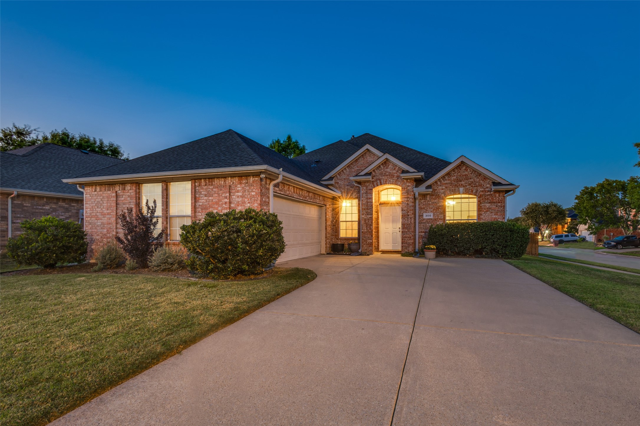 300 Wallford Lane Lake Dallas TX 75065