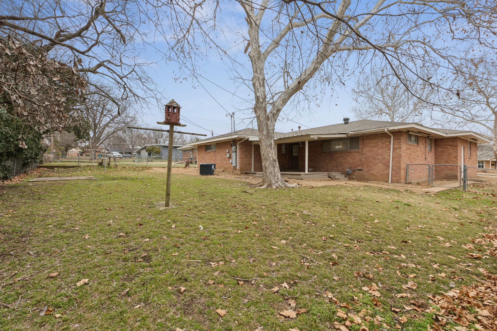 1407 Robin Drive Sherman TX 75092