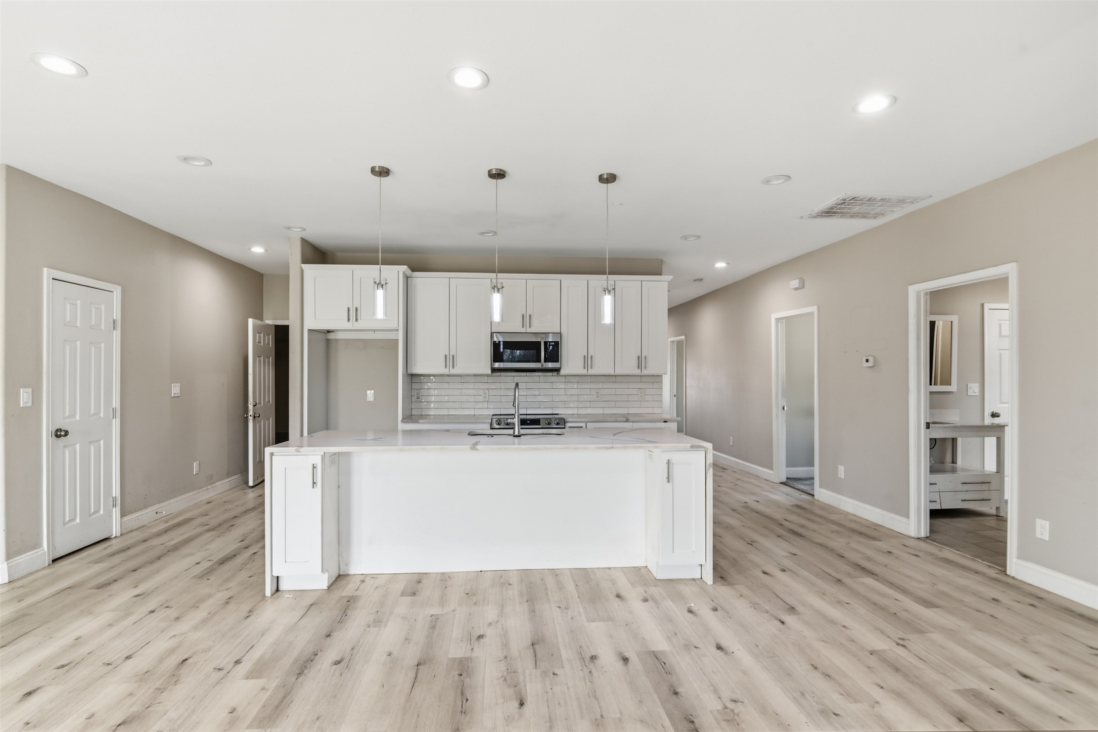 2204 Albert Broadfoot Street Bonham TX 75418