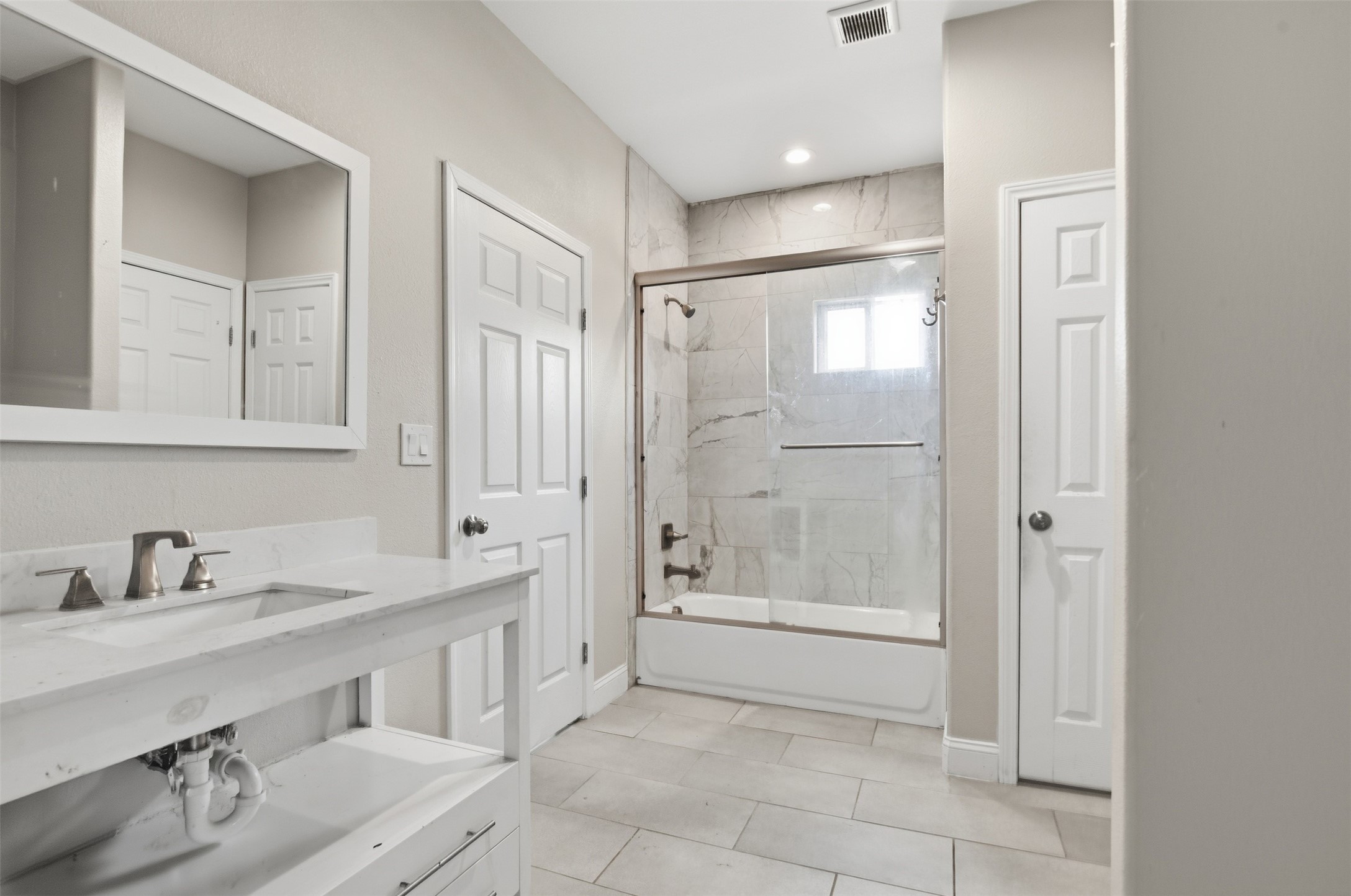 2204 Albert Broadfoot Street Bonham TX 75418