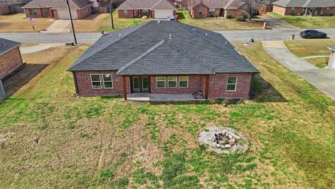 2204 Albert Broadfoot Street Bonham TX 75418
