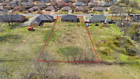 2204 Albert Broadfoot Street Bonham TX 75418