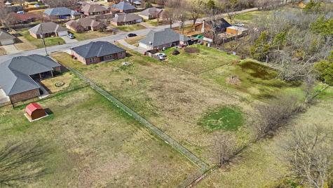 2204 Albert Broadfoot Street Bonham TX 75418