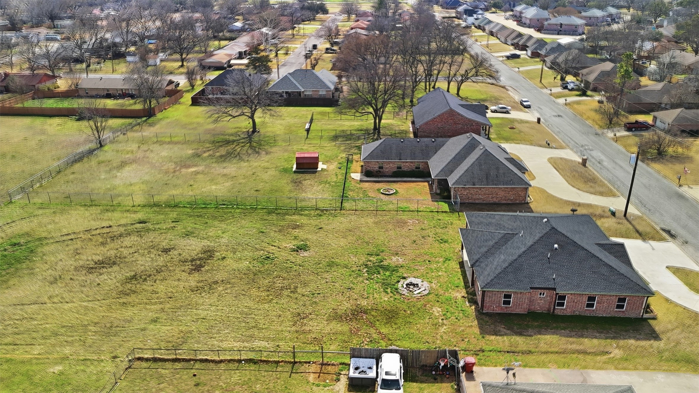 2204 Albert Broadfoot Street Bonham TX 75418