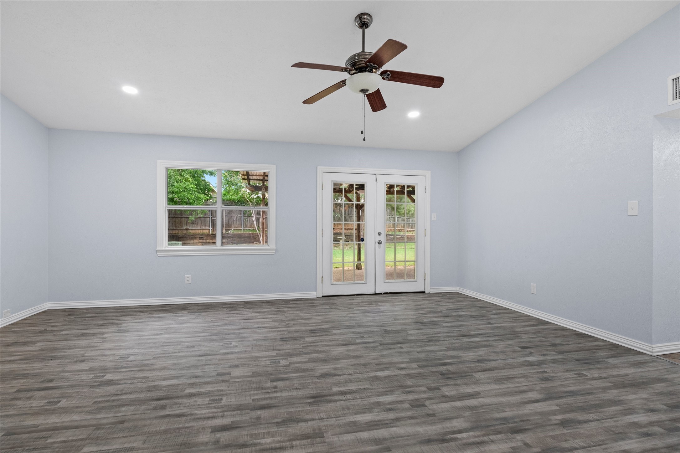 7949 Bermejo Road Fort Worth TX 76112