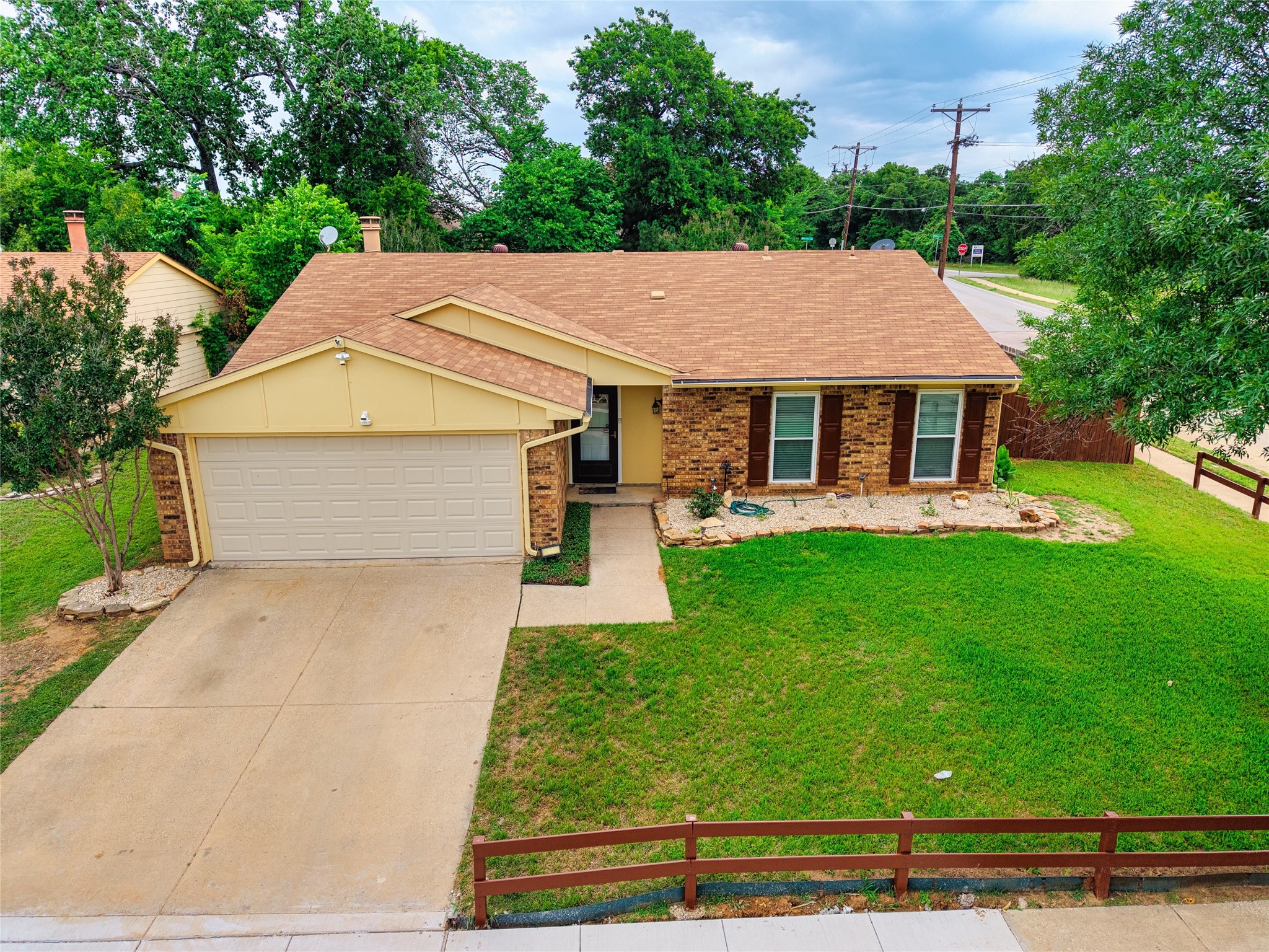 7949 Bermejo Road Fort Worth TX 76112