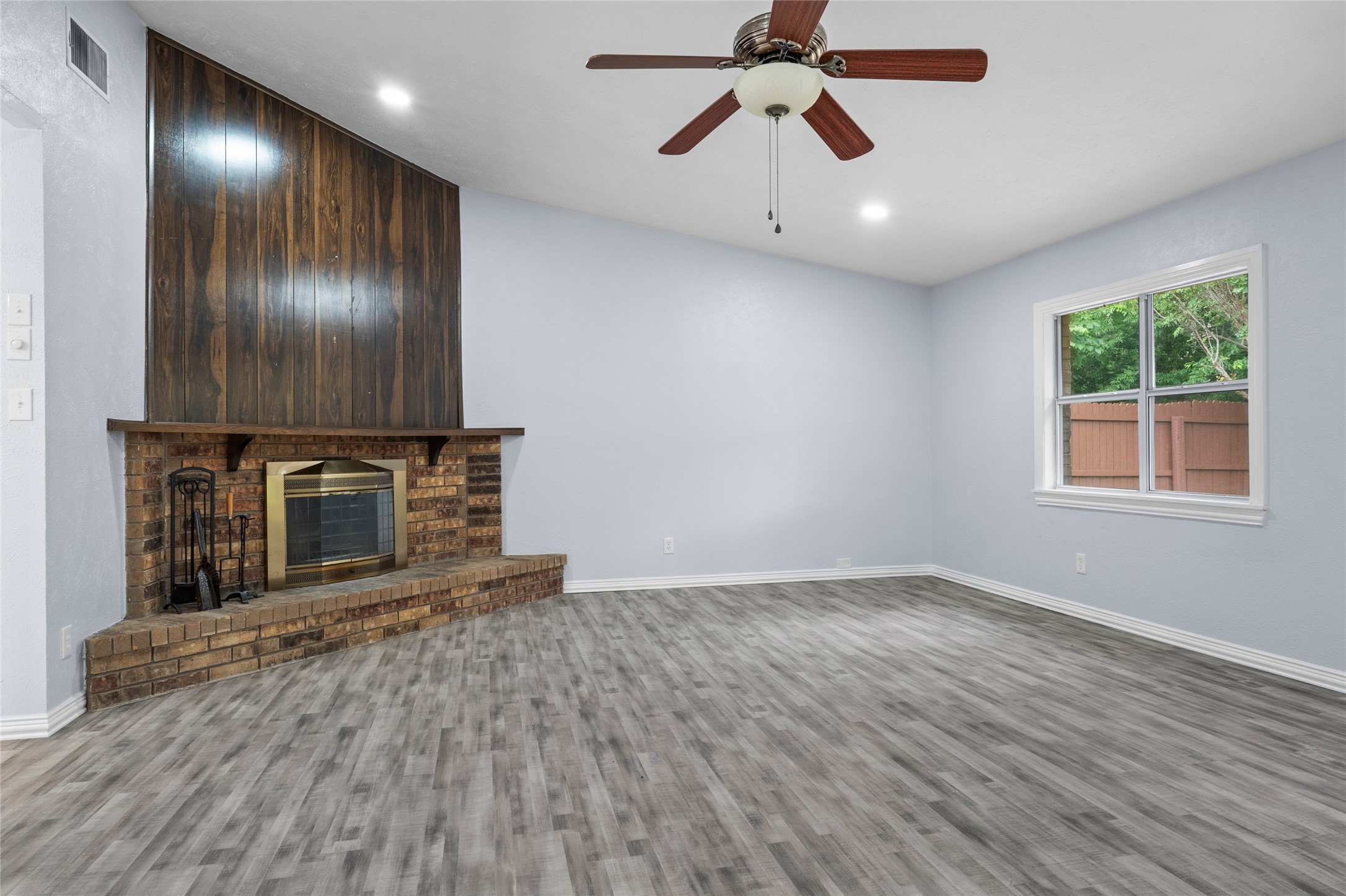 7949 Bermejo Road Fort Worth TX 76112