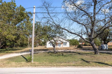 505 E Walcott Avenue Comanche TX 76442