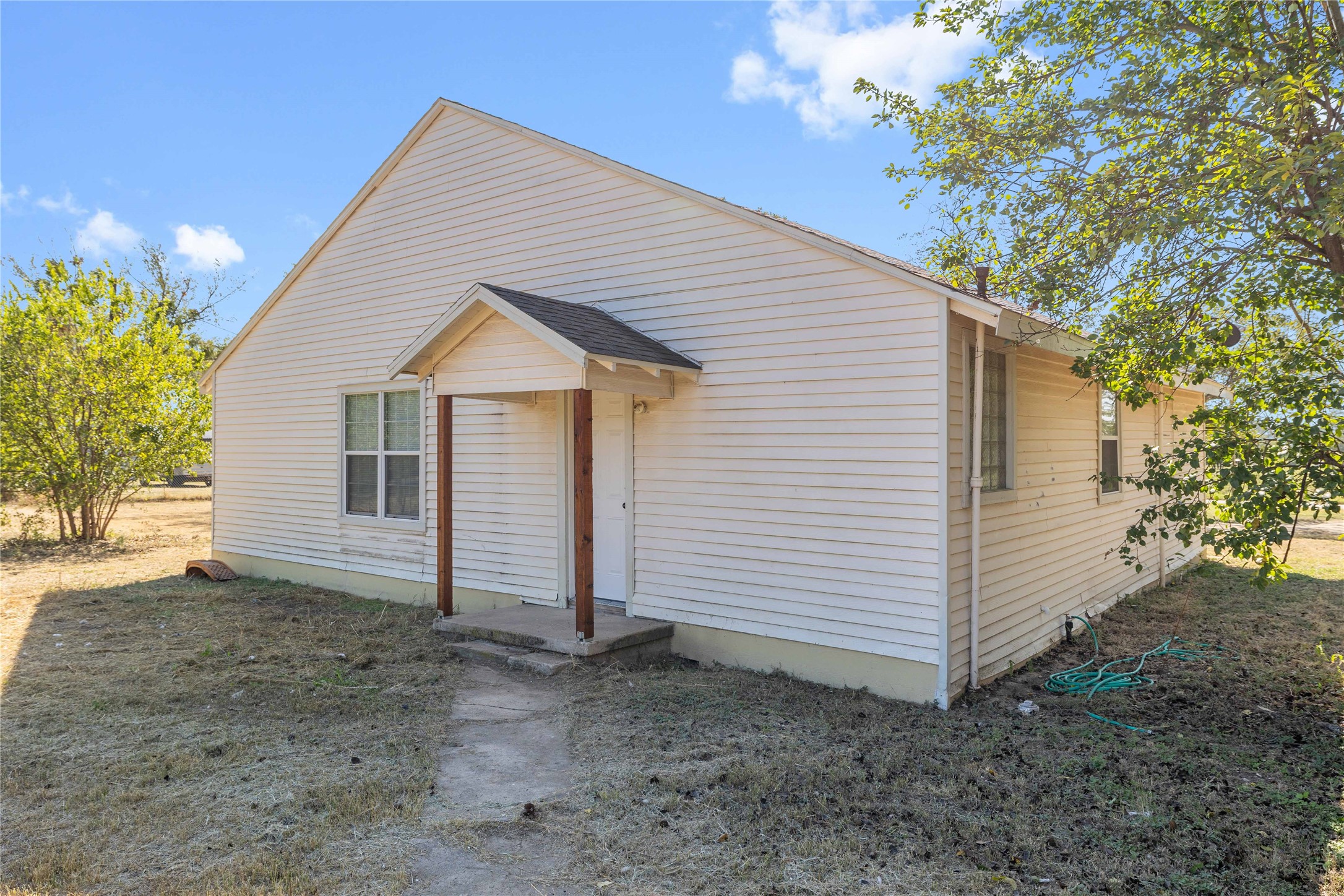 505 E Walcott Avenue Comanche TX 76442