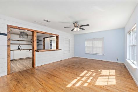 505 E Walcott Avenue Comanche TX 76442