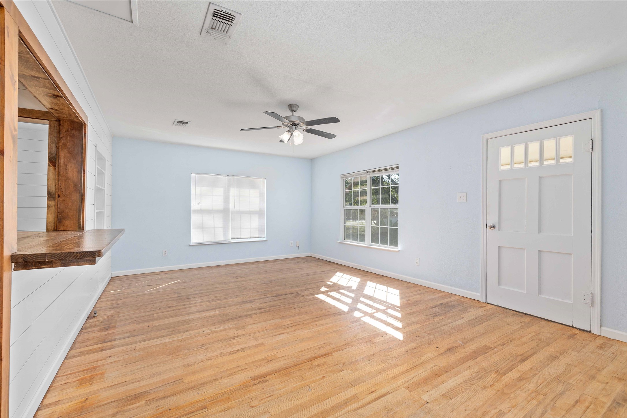 505 E Walcott Avenue Comanche TX 76442