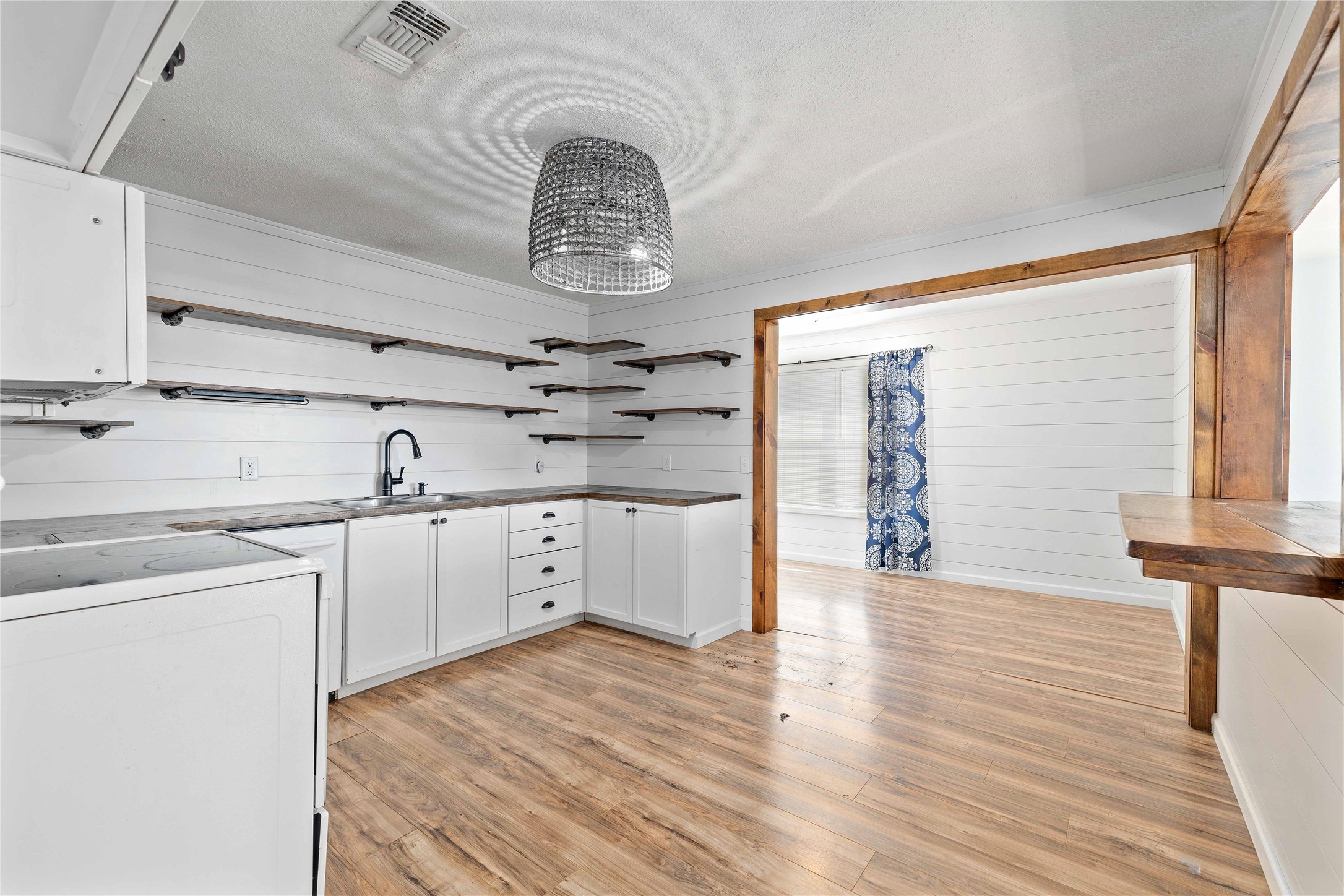 505 E Walcott Avenue Comanche TX 76442