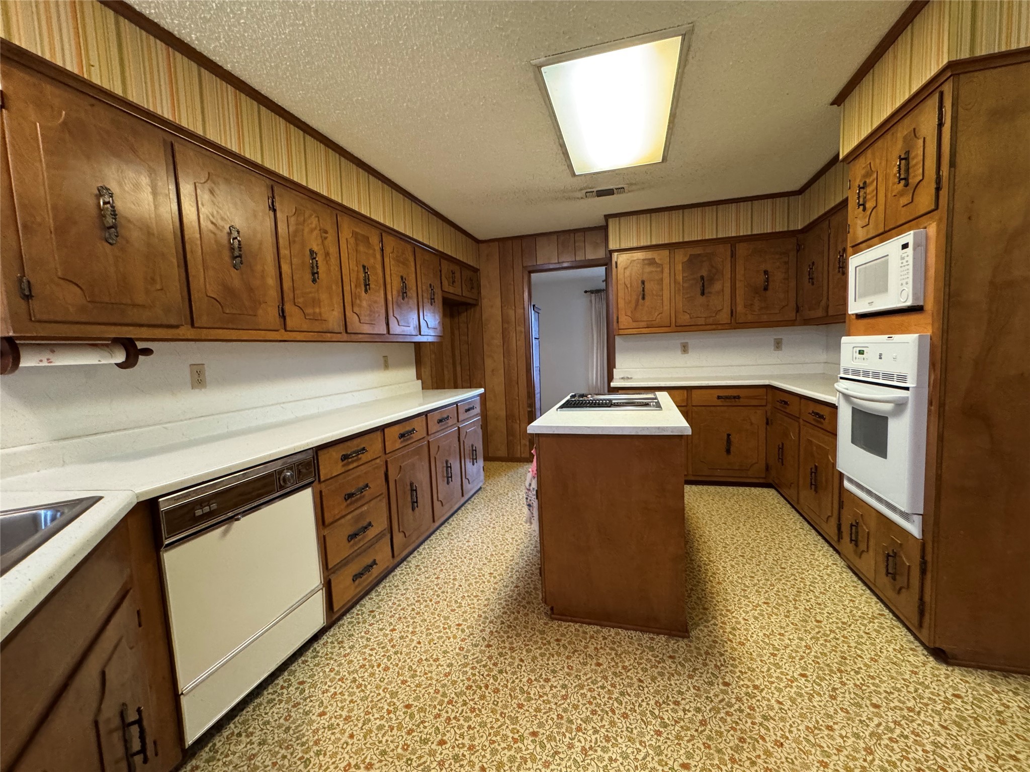 209 N Harrison Street Roxton TX 75477