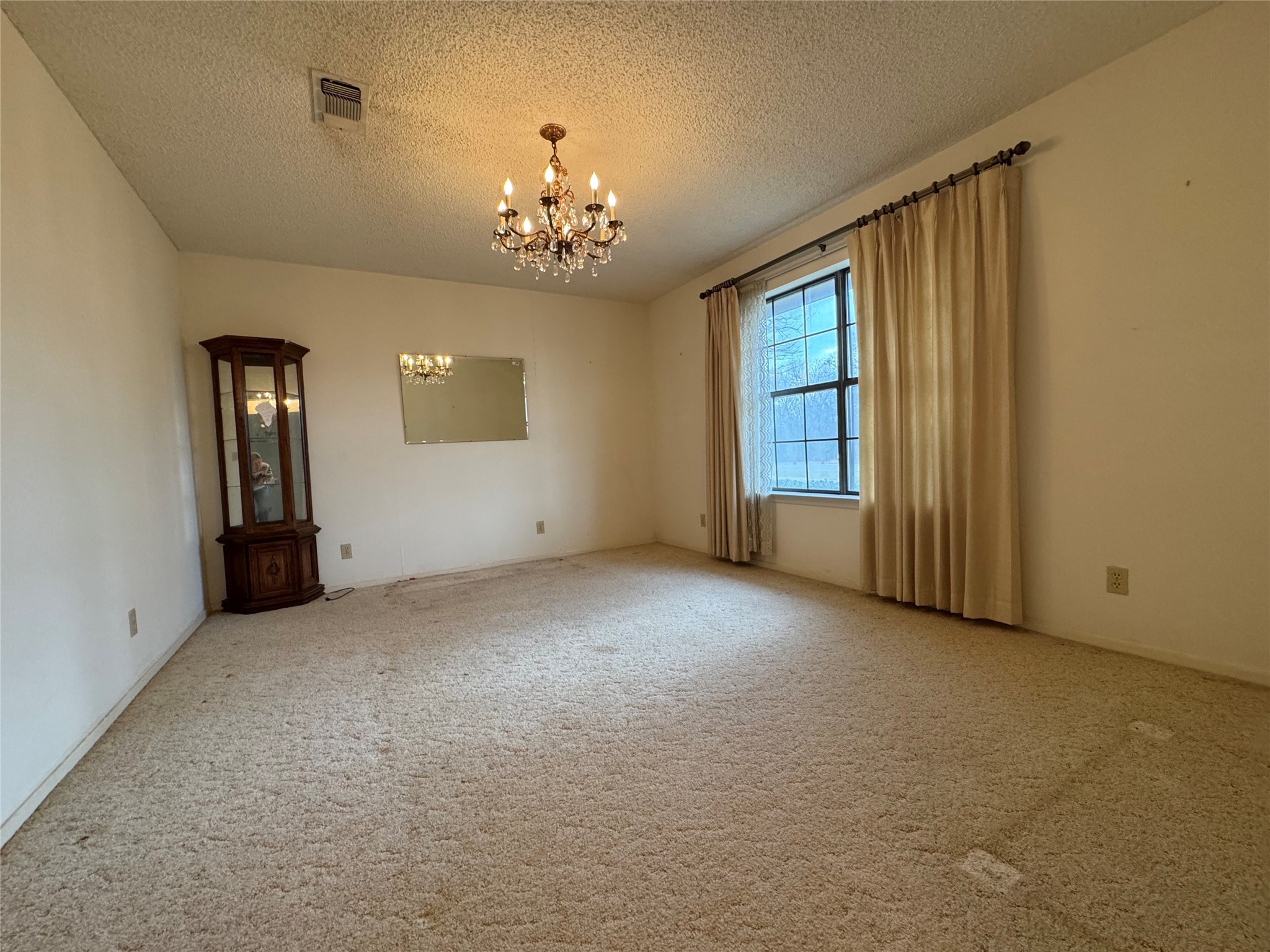 209 N Harrison Street Roxton TX 75477