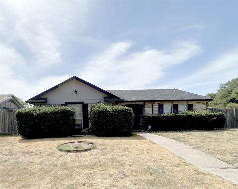 1469 N Bluegrove Road Lancaster TX 75134