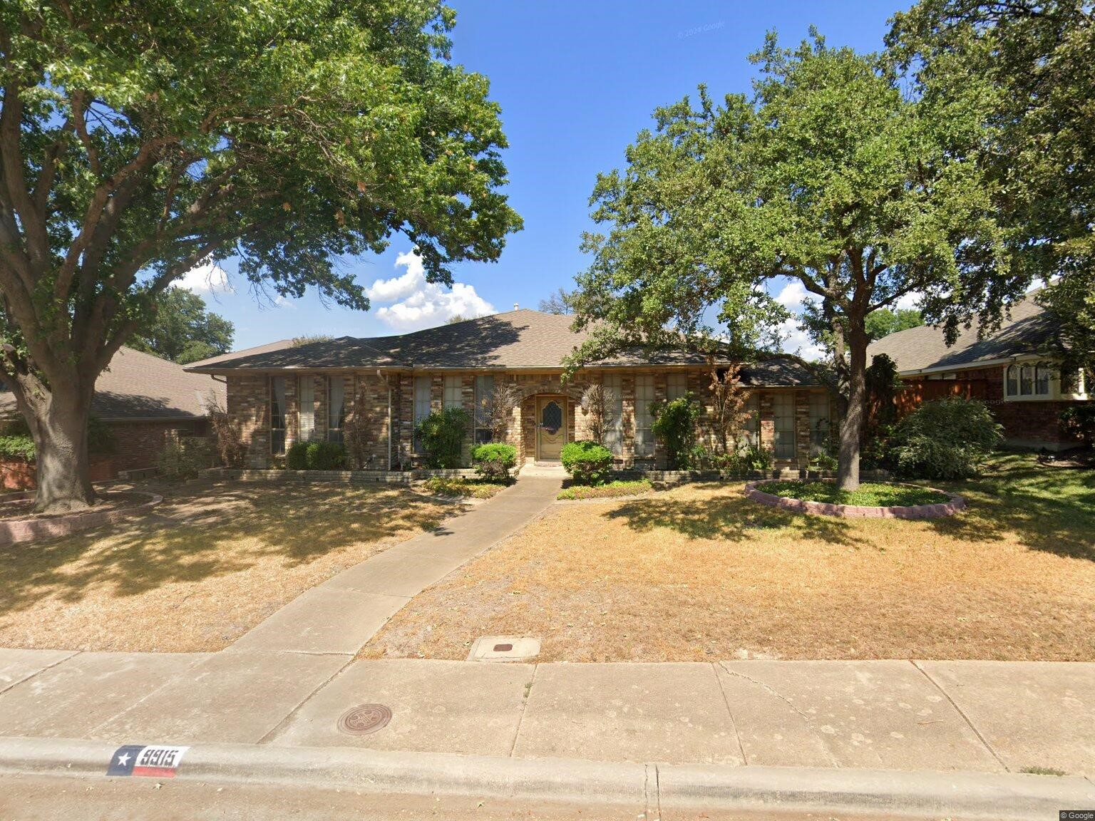 9915 Hickory Crossing Dallas TX 75243