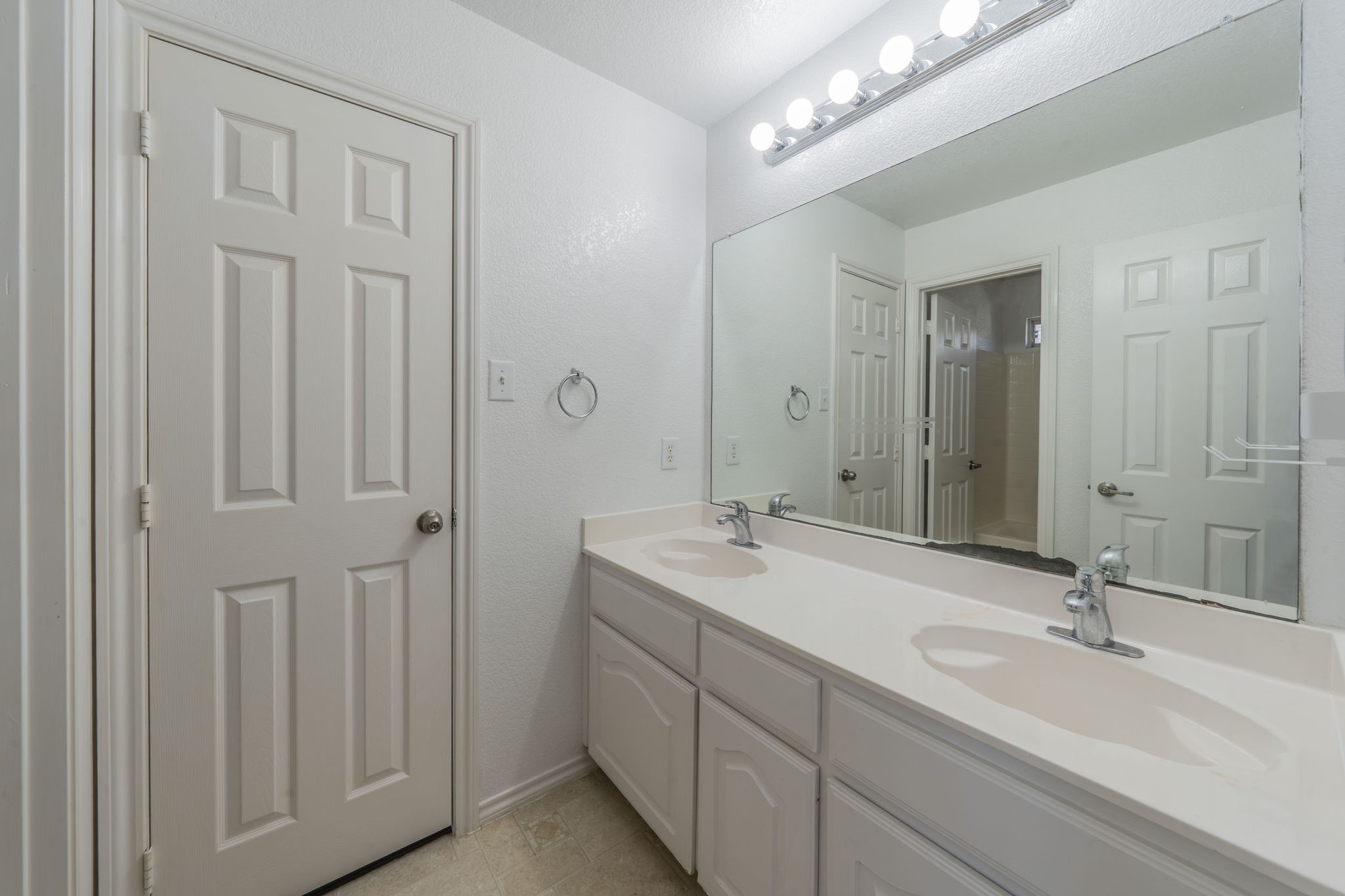 7042 Hedgebrook Drive Dallas TX 75249