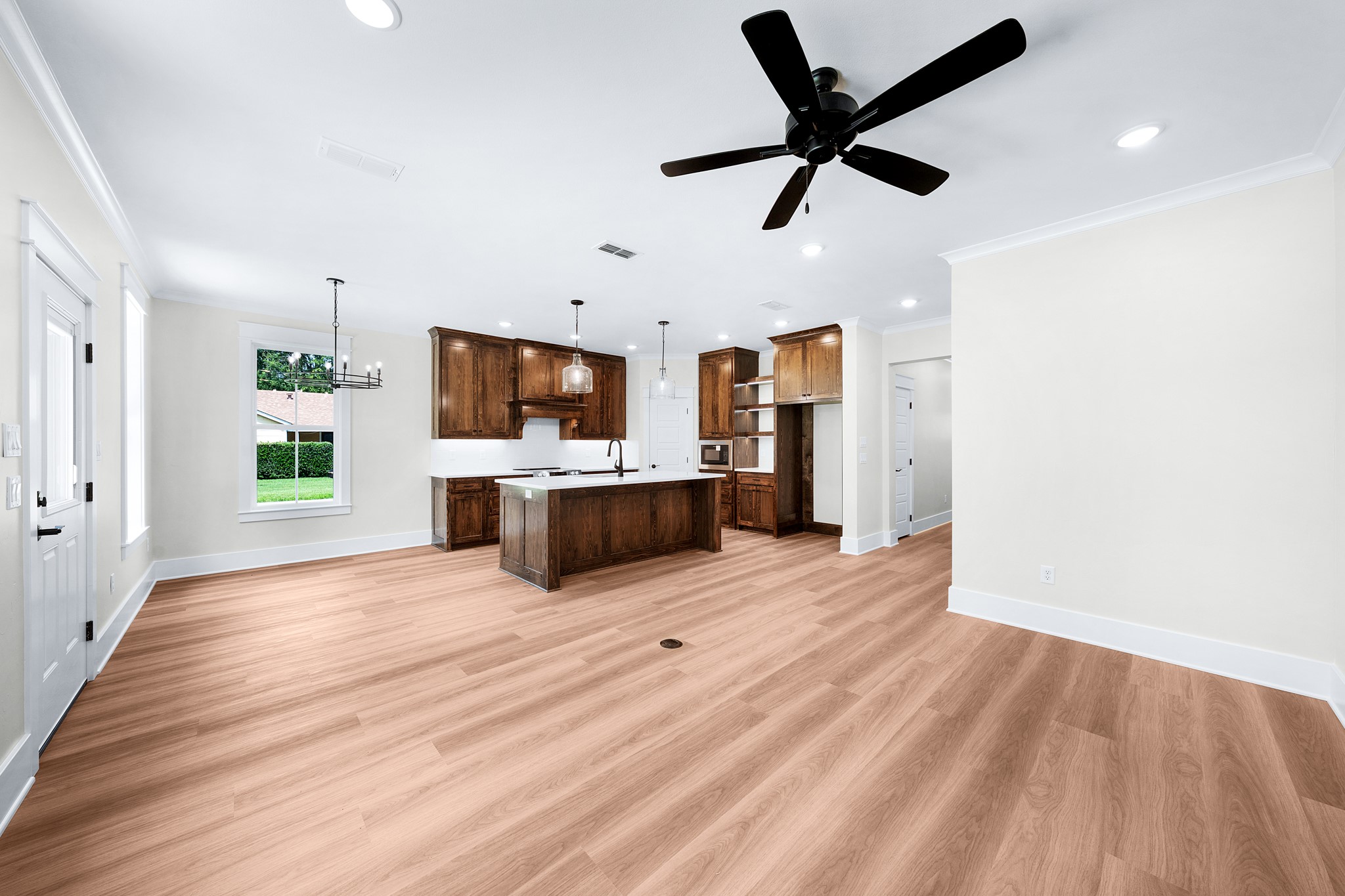 213 Turman Street Mineola TX 75773