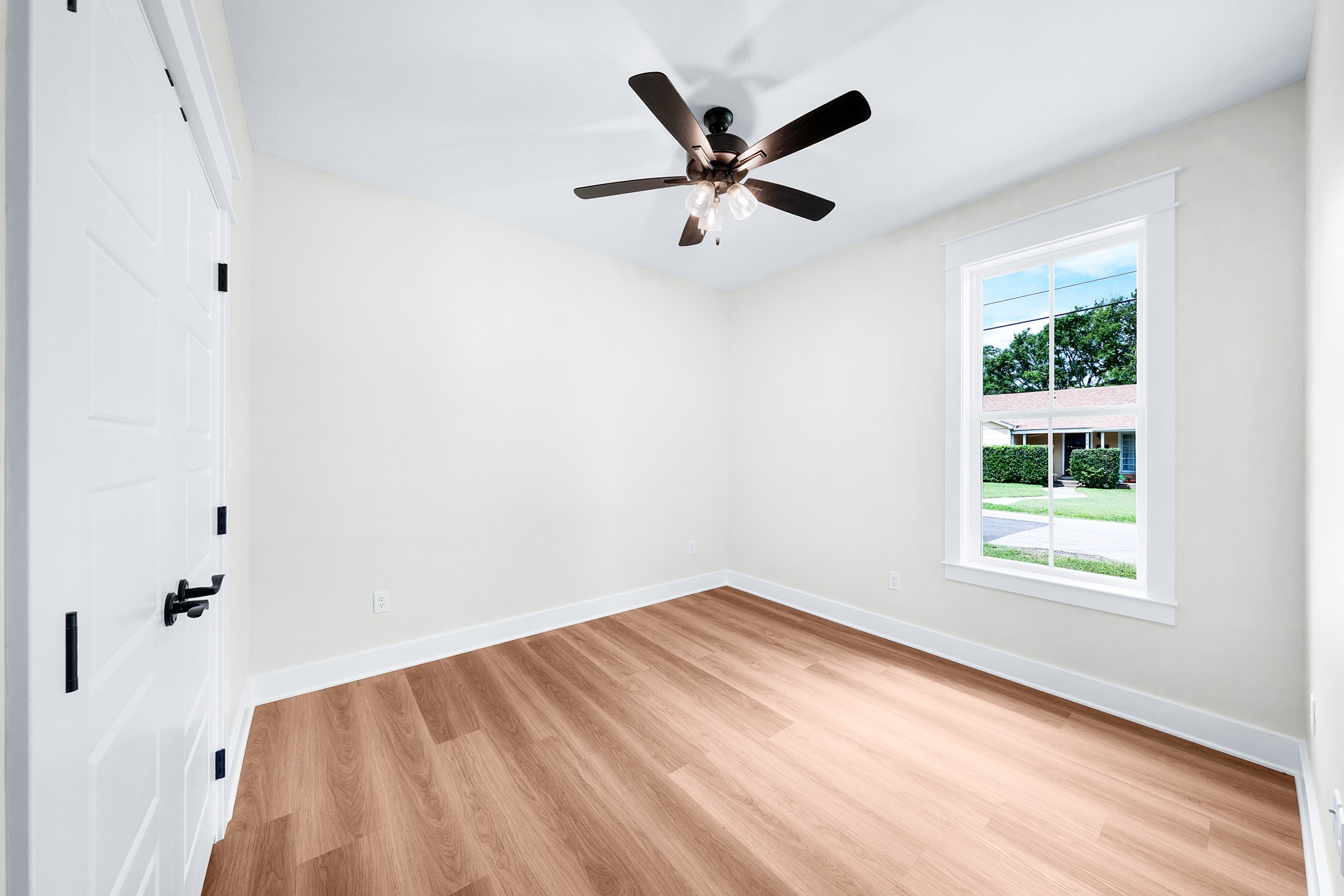 213 Turman Street Mineola TX 75773