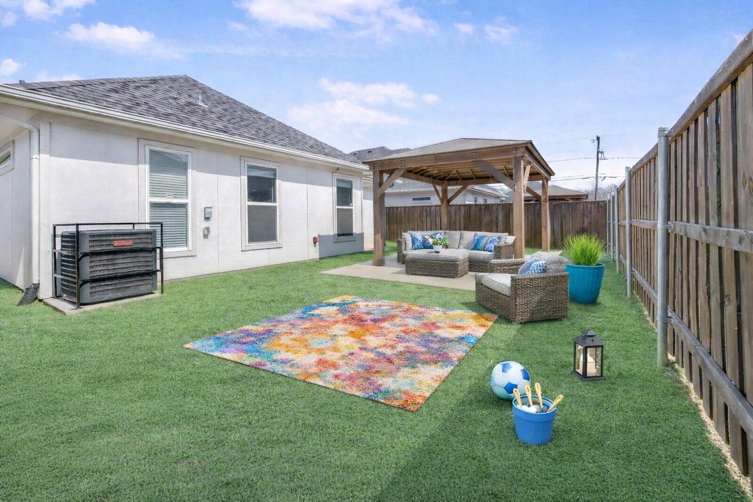 1706 Kraft Street Dallas TX 75212